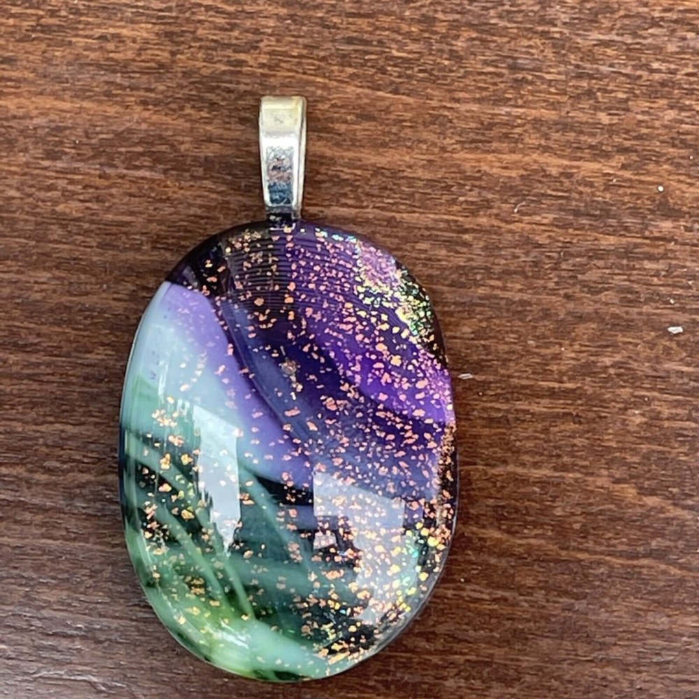 Vintage Glass Oval Pendant Zodiac Wavy Gold Color Sparkle Space Unique! Pretty!